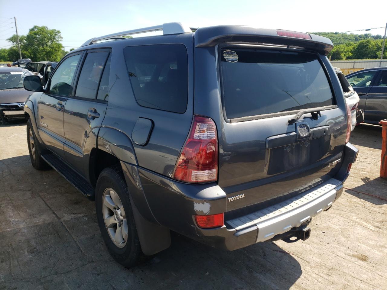 Photo 3 from auction – 2004 TOYOTA 4RUNNER SR with VIN JTEBT14R440032238