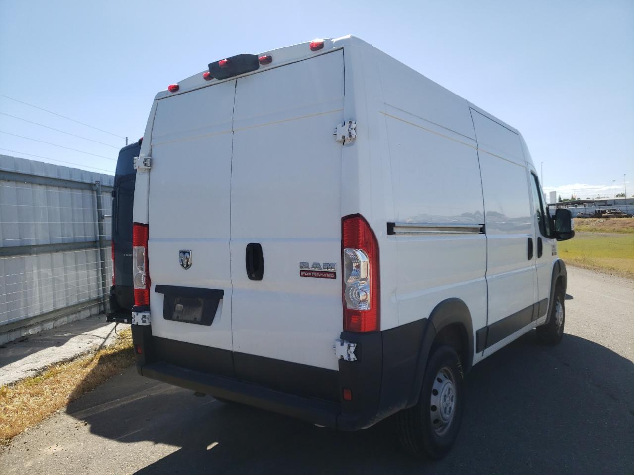 Photo 4 from auction – 2019 RAM PROMASTER with VIN 3C6TRVCGXKE520328