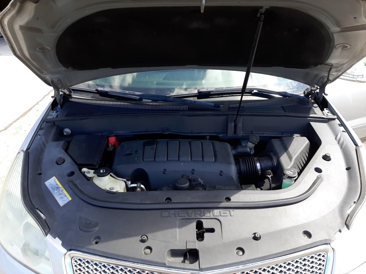 Photo 7 from auction – 2010 CHEVROLET TRAVERSE L with VIN 1GNLRFED5AS131391