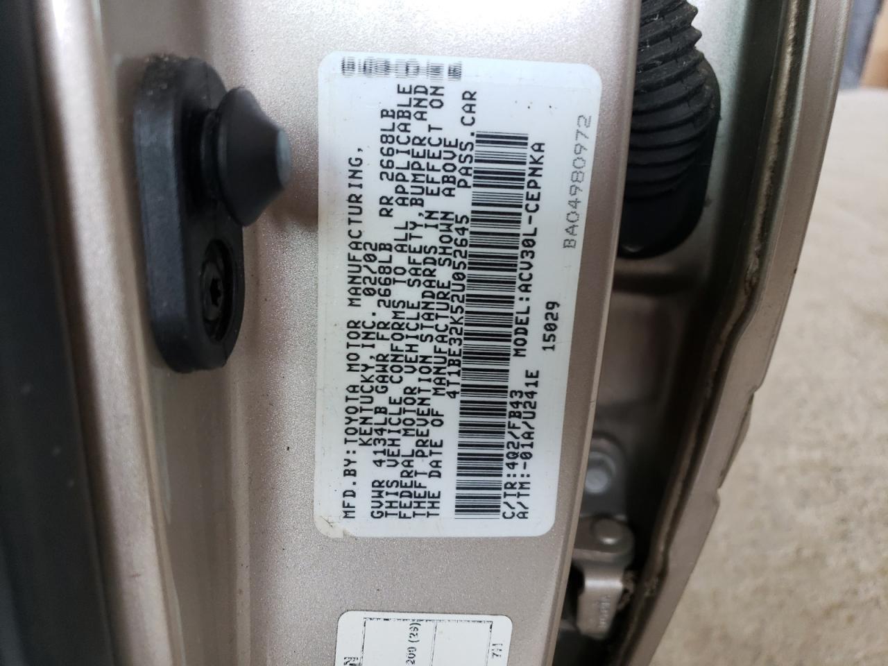 Photo 10 from auction – 2002 TOYOTA CAMRY /LE/ with VIN 4T1BE32K52U052645