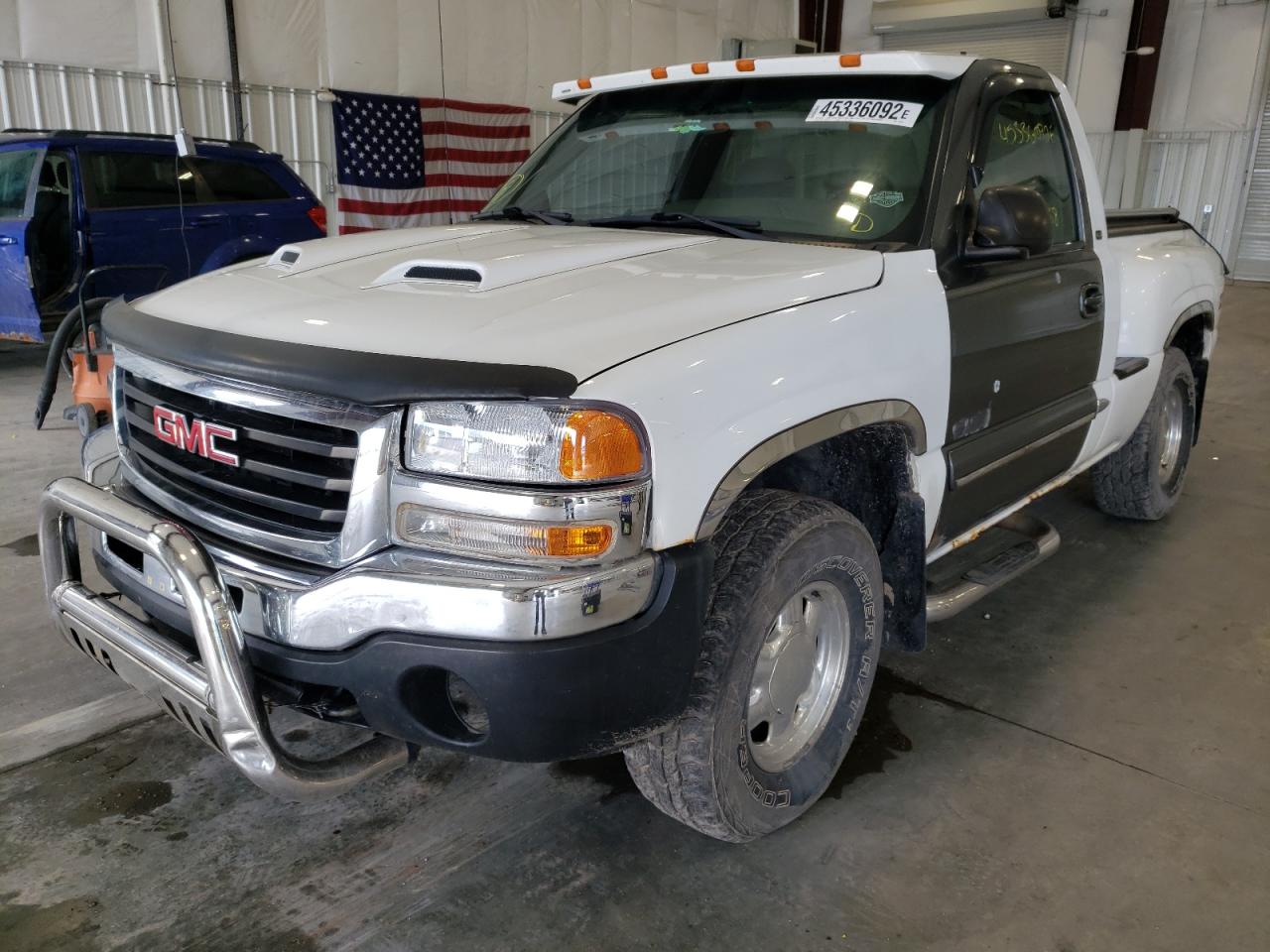Photo 2 from auction – 2003 GMC NEW SIERRA with VIN 1GTEK14VX3Z137748