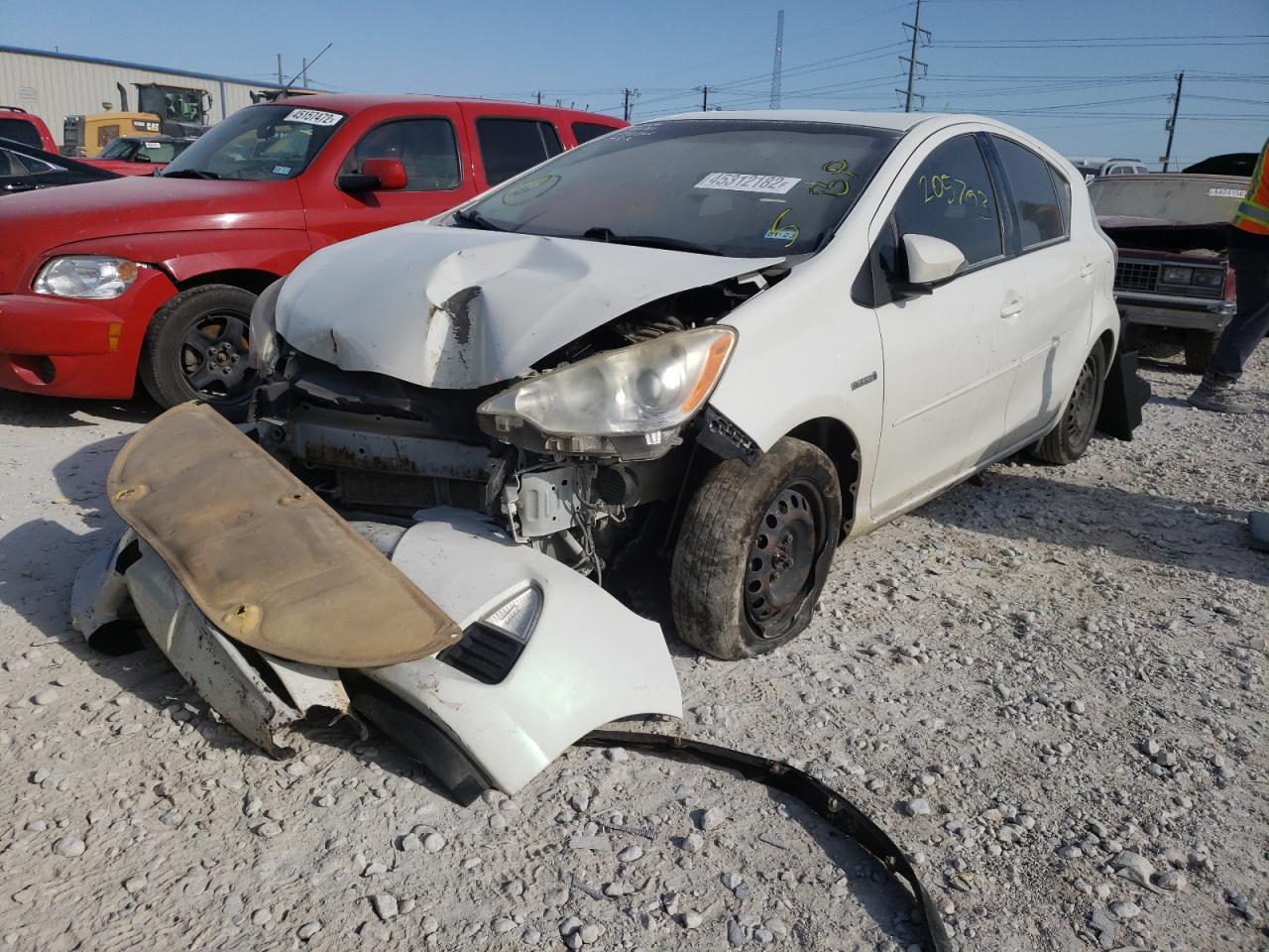 Photo 2 from auction – 2013 TOYOTA PRIUS C with VIN JTDKDTB37D1533131