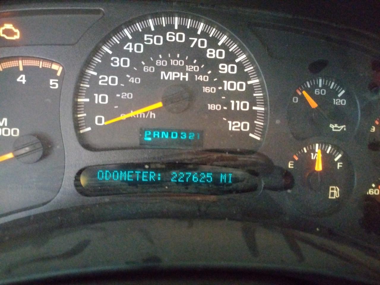 Zdjęcie 8 z aukcji – 2005 CHEVROLET SILVERADO z VIN 1GCHK23235F886597