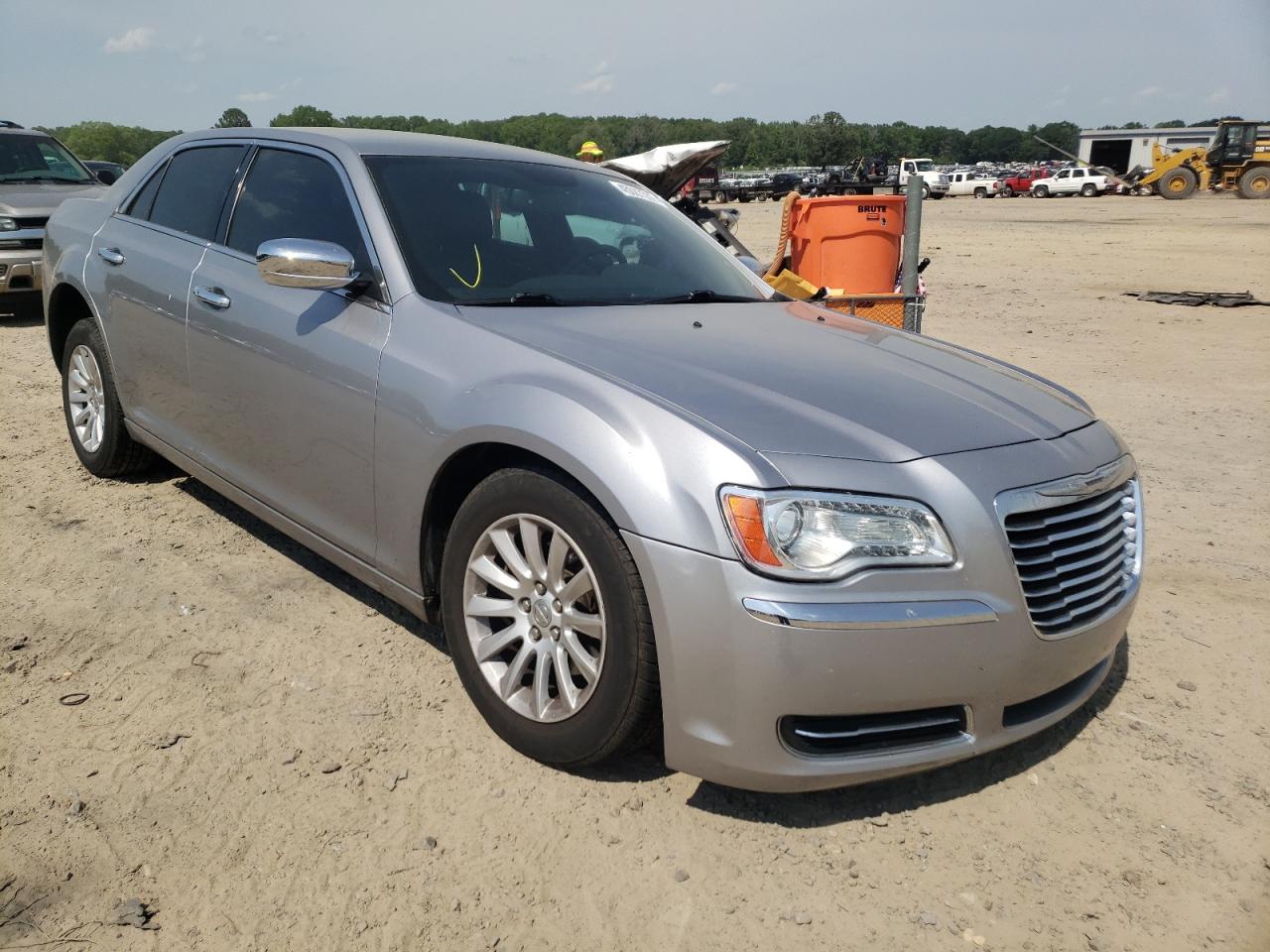 CHRYSLER 300 2014 with VIN 2C3CCAAG9EH118965 - Photo from auction