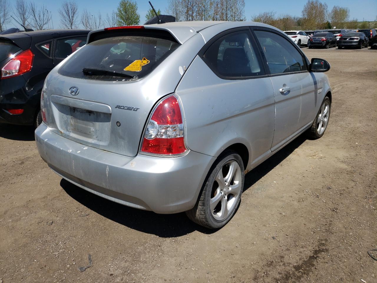 Photo 4 from auction – 2007 HYUNDAI ACCENT BAS with VIN KMHCN35C07U054786
