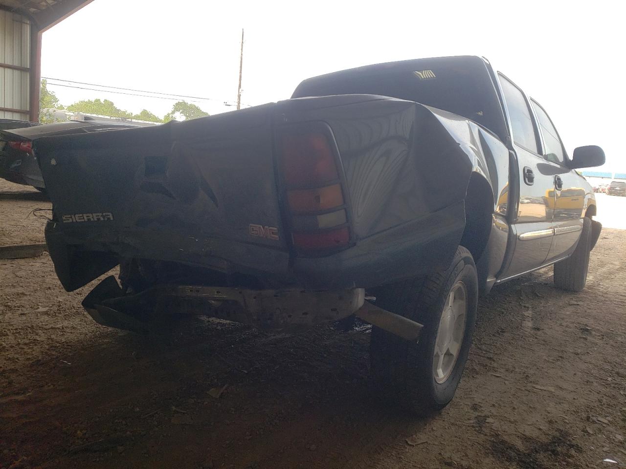 Photo 4 from auction – 2006 GMC NEW SIERRA with VIN 2GTEC13T061252157