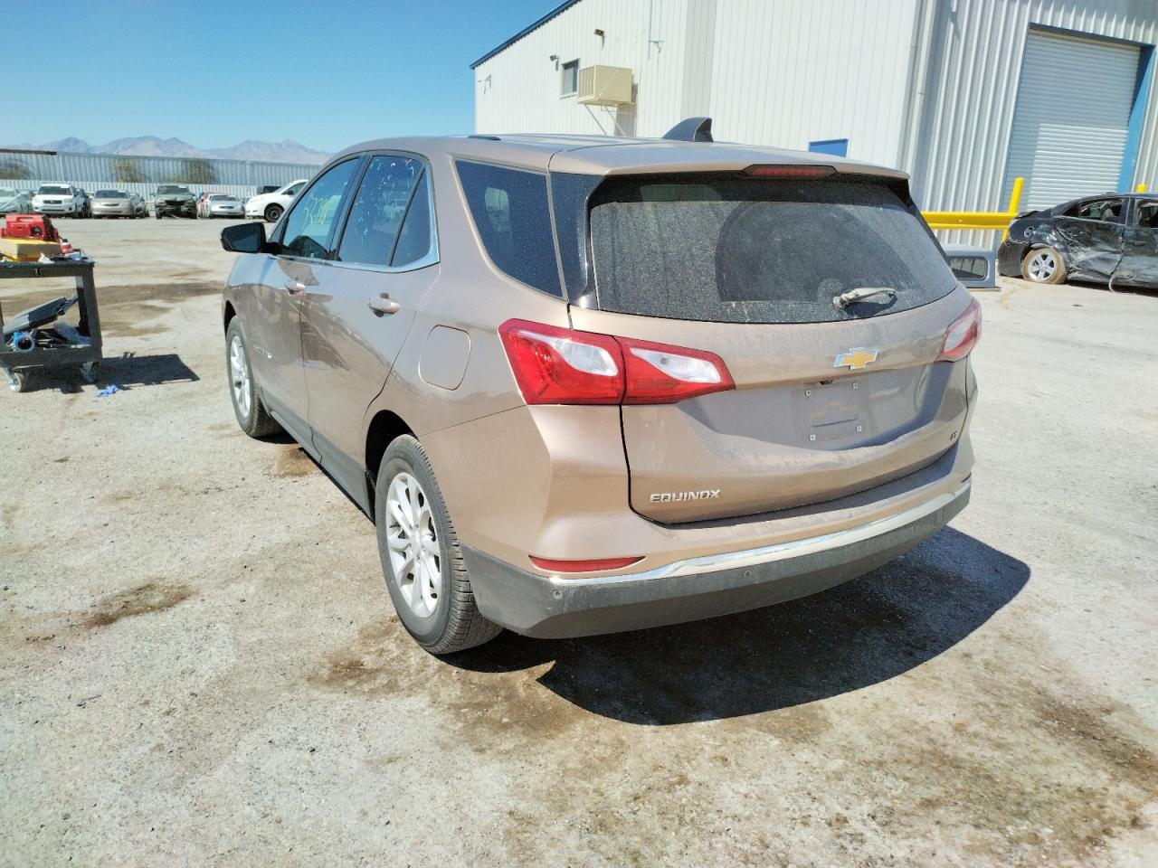 Photo 3 from auction – 2018 CHEVROLET EQUINOX LT with VIN 3GNAXJEV5JL352786