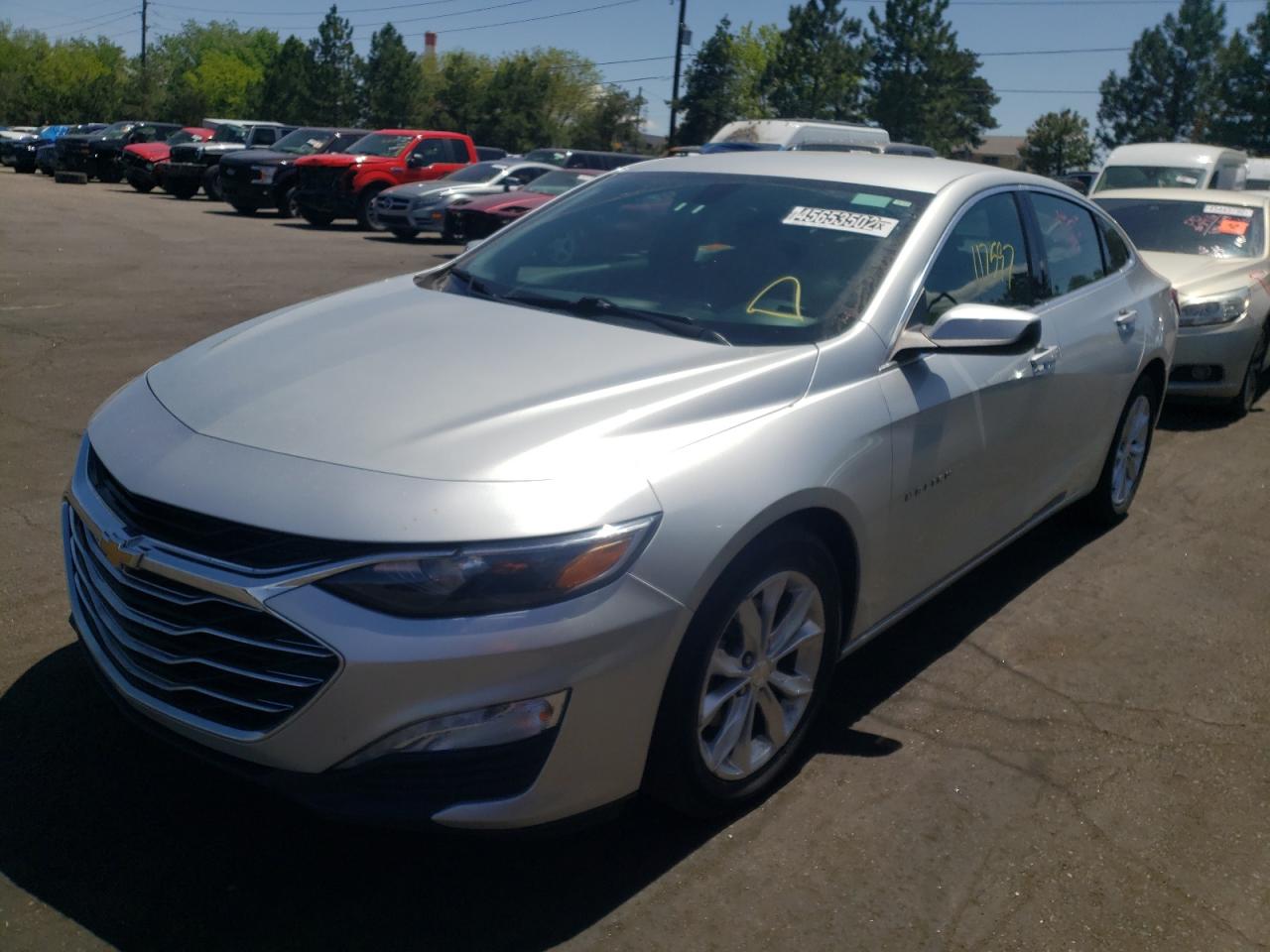 Photo 2 from auction – 2019 CHEVROLET MALIBU LT with VIN 1G1ZD5ST2KF154265