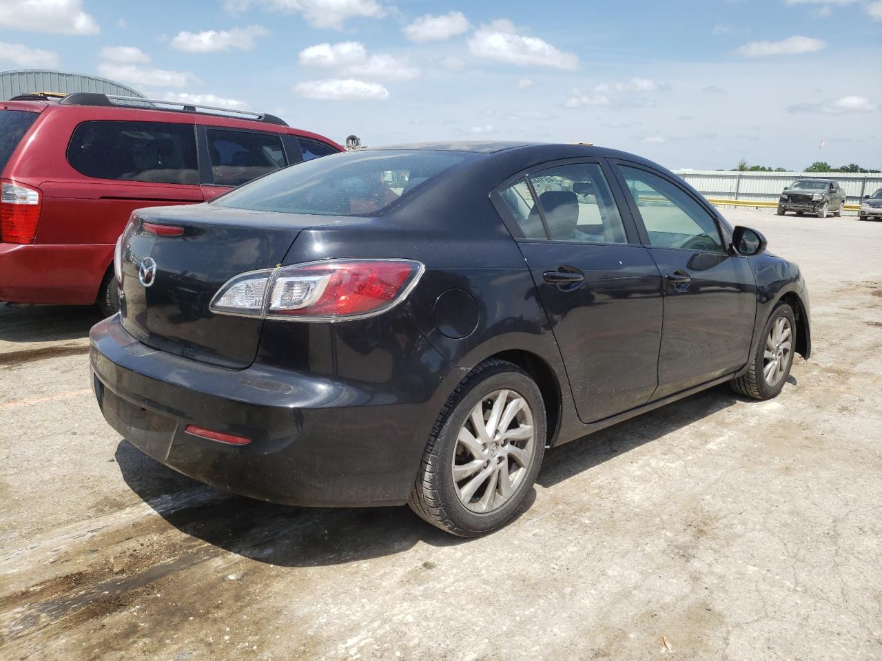 Photo 4 from auction – 2012 MAZDA 3 I with VIN JM1BL1VFXC1502287