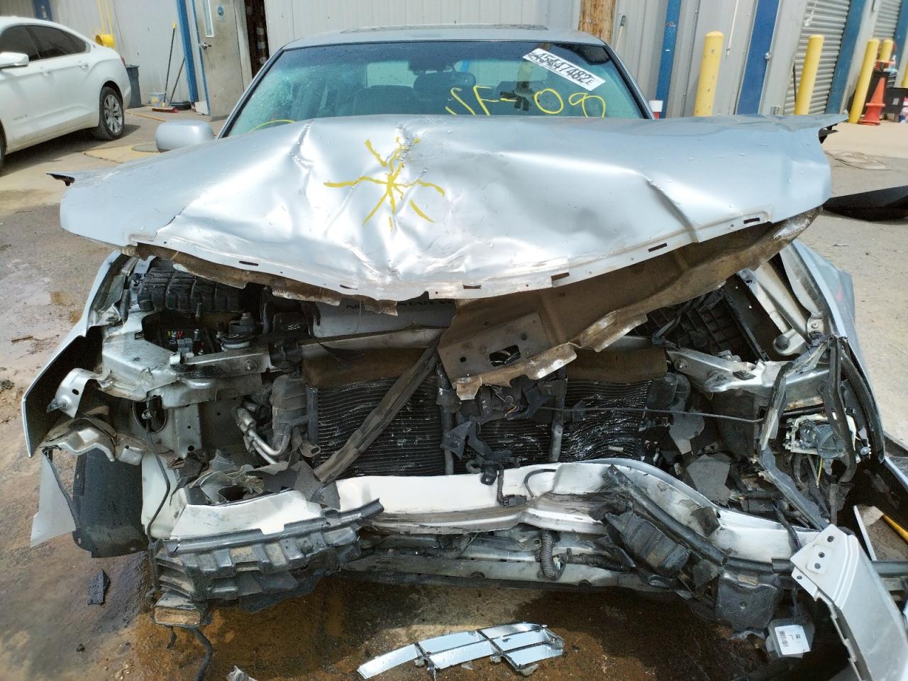 Photo 7 from auction – 2008 CADILLAC DTS with VIN 1G6KD57Y18U113081