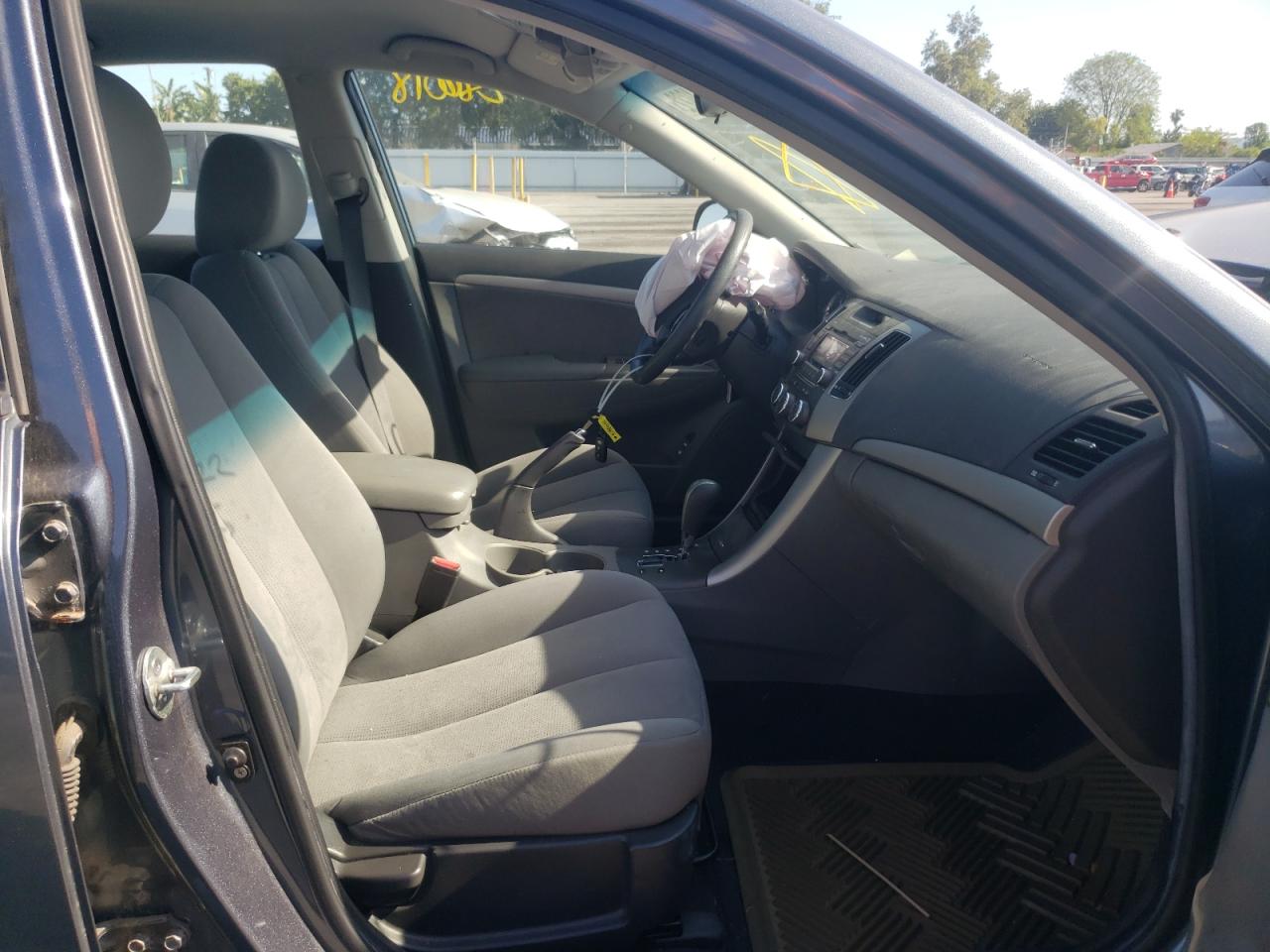 Photo 5 from auction – 2010 HYUNDAI SONATA GLS with VIN 5NPET4AC8AH643620