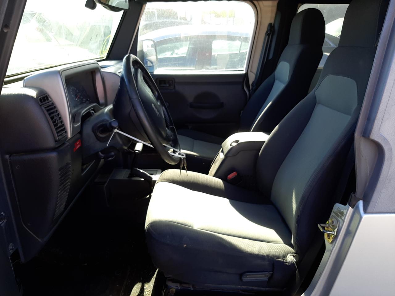 Photo 5 from auction – 2005 JEEP WRANGLER / with VIN 1J4FA44S05P308157