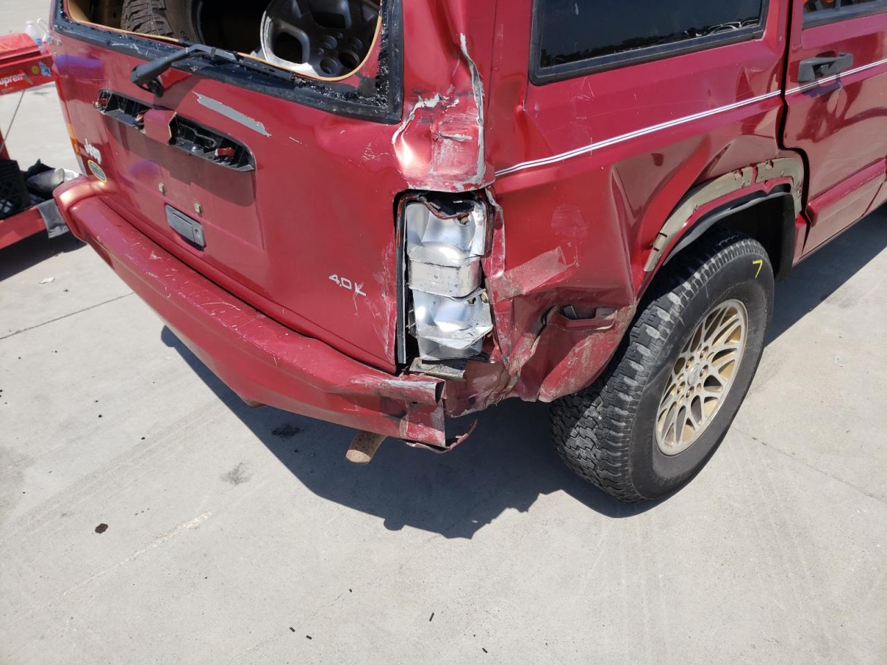 Photo 9 from auction – 1998 JEEP CHEROKEE L with VIN 1J4FT78S3WL188241