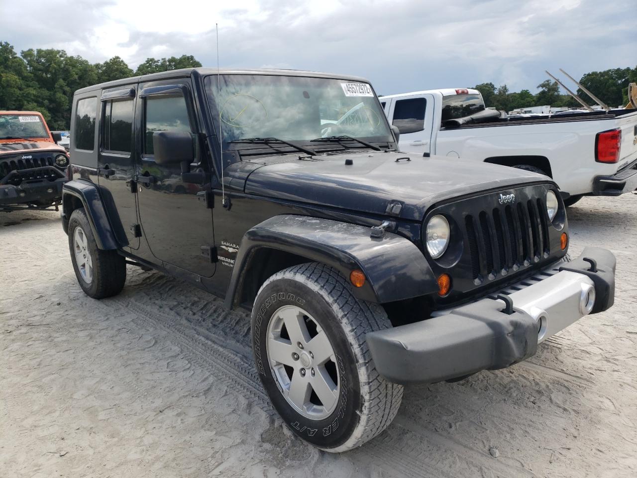JEEP WRANGLER U 2008 with VIN 1J4GB59118L530399 - Photo from auction