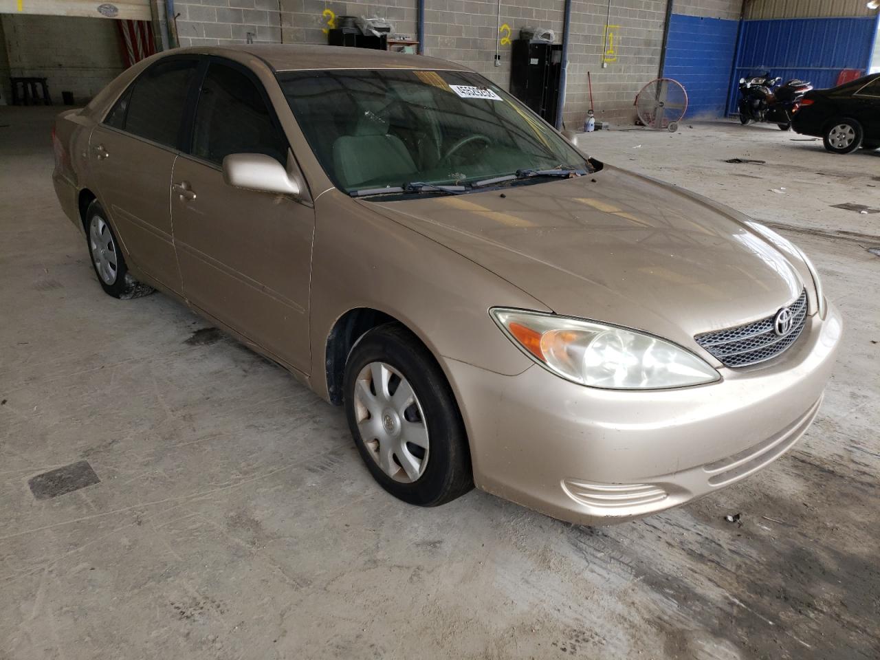 TOYOTA CAMRY /LE/ 2002 with VIN 4T1BE32K52U052645 - Photo from auction
