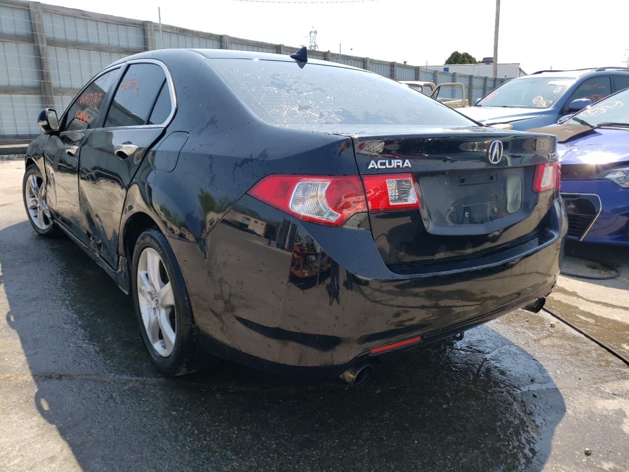 Photo 3 from auction – 2010 ACURA TSX with VIN JH4CU2F60AC010003