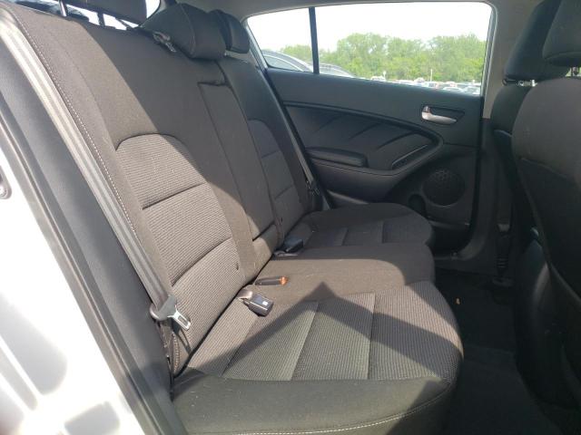 Photo 6 from auction – 2017 KIA FORTE LX with VIN KNAFK5A81H5705326