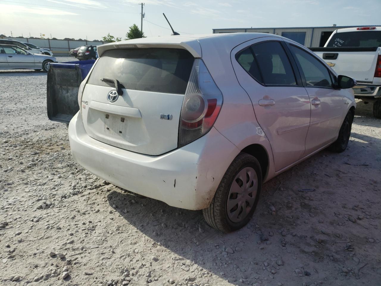 Photo 4 from auction – 2013 TOYOTA PRIUS C with VIN JTDKDTB37D1533131
