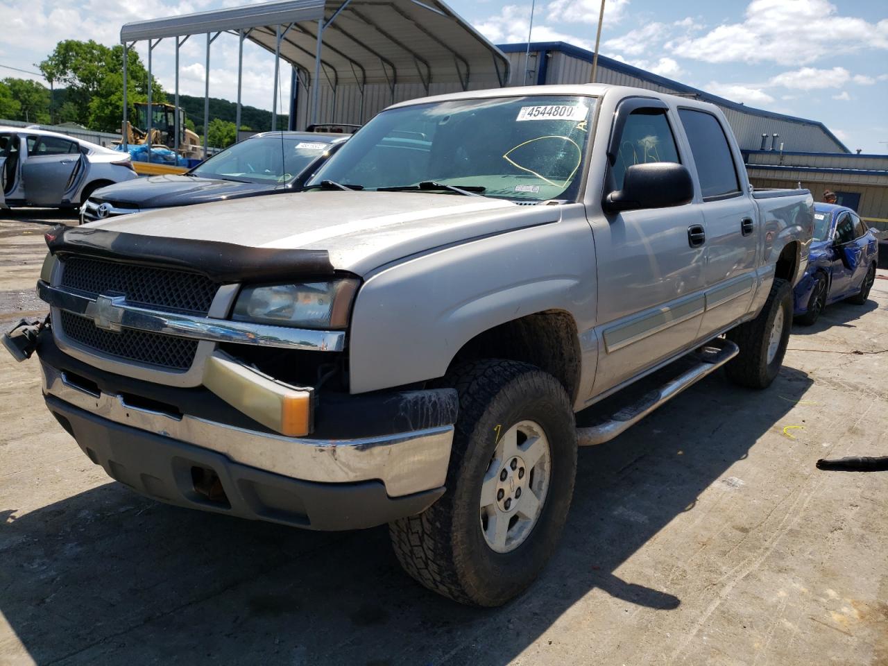 Photo 2 from auction – 2004 CHEVROLET SILVERADO with VIN 2GCEK13T041309084