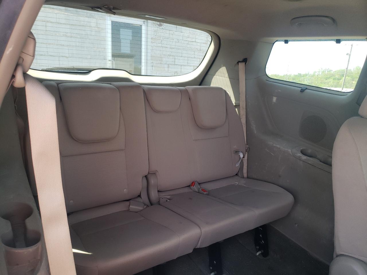 Photo 9 from auction – 2015 KIA SEDONA LX with VIN KNDMB5C17F6071750