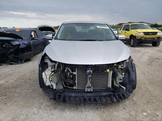 Photo 9 from auction – 2018 NISSAN SENTRA S with VIN 3N1AB7AP1JY214539