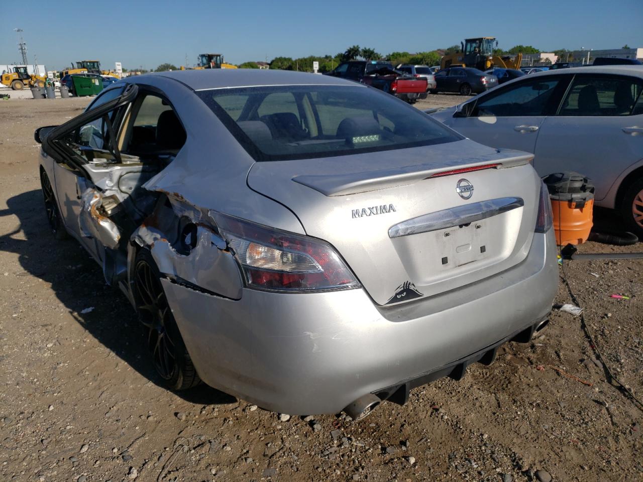 Photo 3 from auction – 2014 NISSAN MAXIMA S with VIN 1N4AA5AP3EC464339
