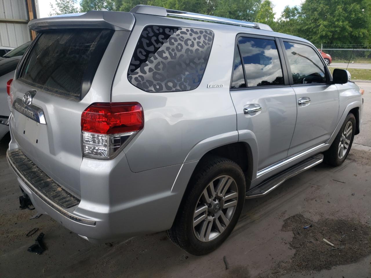 Photo 4 from auction – 2013 TOYOTA 4RUNNER SR with VIN JTEZU5JR6D5049276