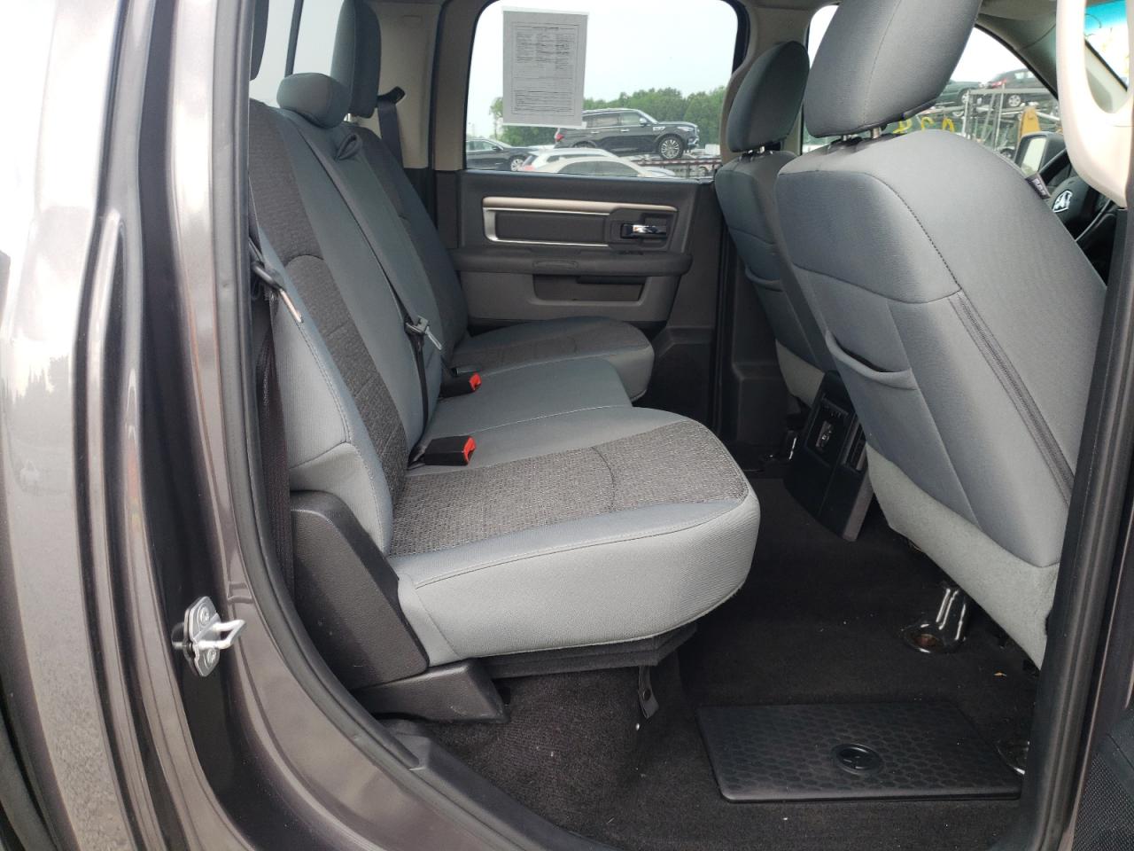 Photo 6 from auction – 2016 RAM 1500 SLT with VIN 1C6RR6TT1GS189530
