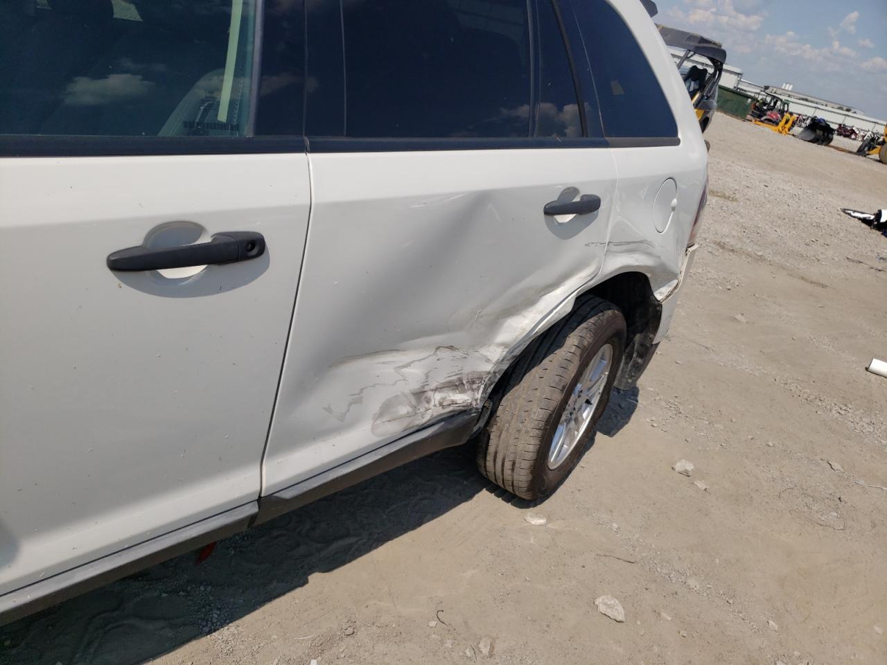 Photo 9 from auction – 2010 FORD EDGE SE with VIN 2FMDK3GC8ABB11422