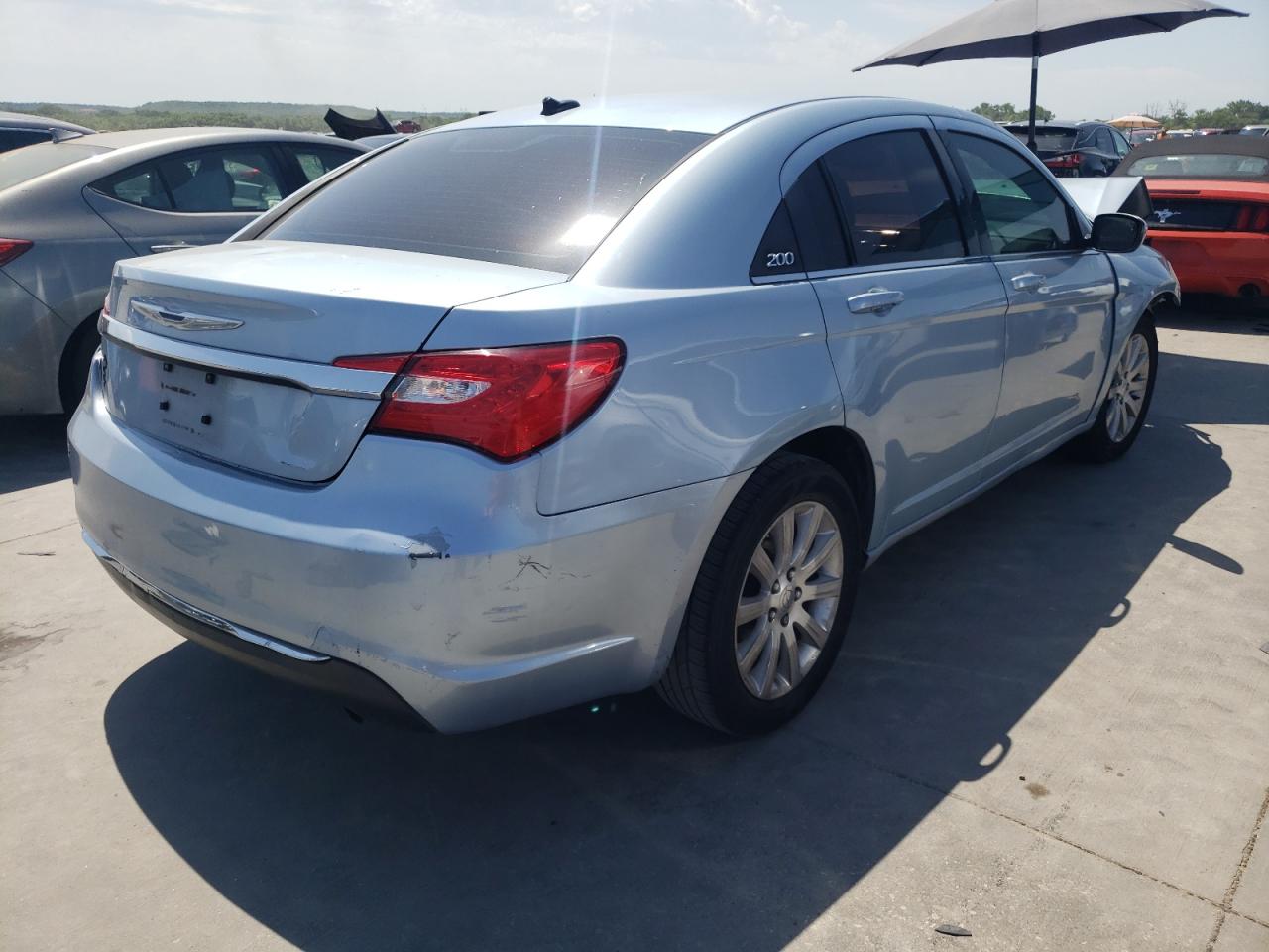 Zdjęcie 4 z aukcji – 2013 CHRYSLER 200 TOURIN z VIN 1C3CCBBB1DN584775