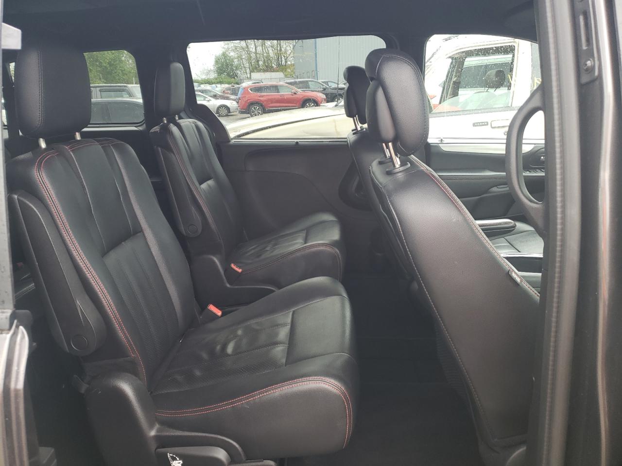 Photo 6 from auction – 2019 DODGE GRAND CARA with VIN 2C4RDGEG5KR640546