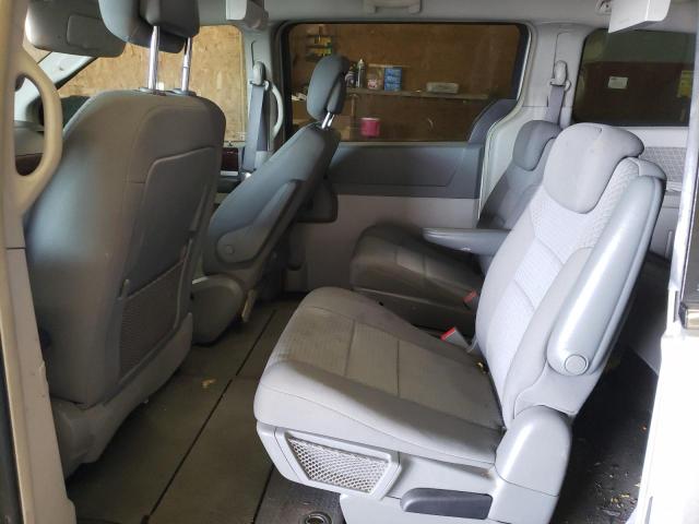 Photo 6 from auction – 2010 CHRYSLER TOWN & COU with VIN 2A4RR5D16AR285026