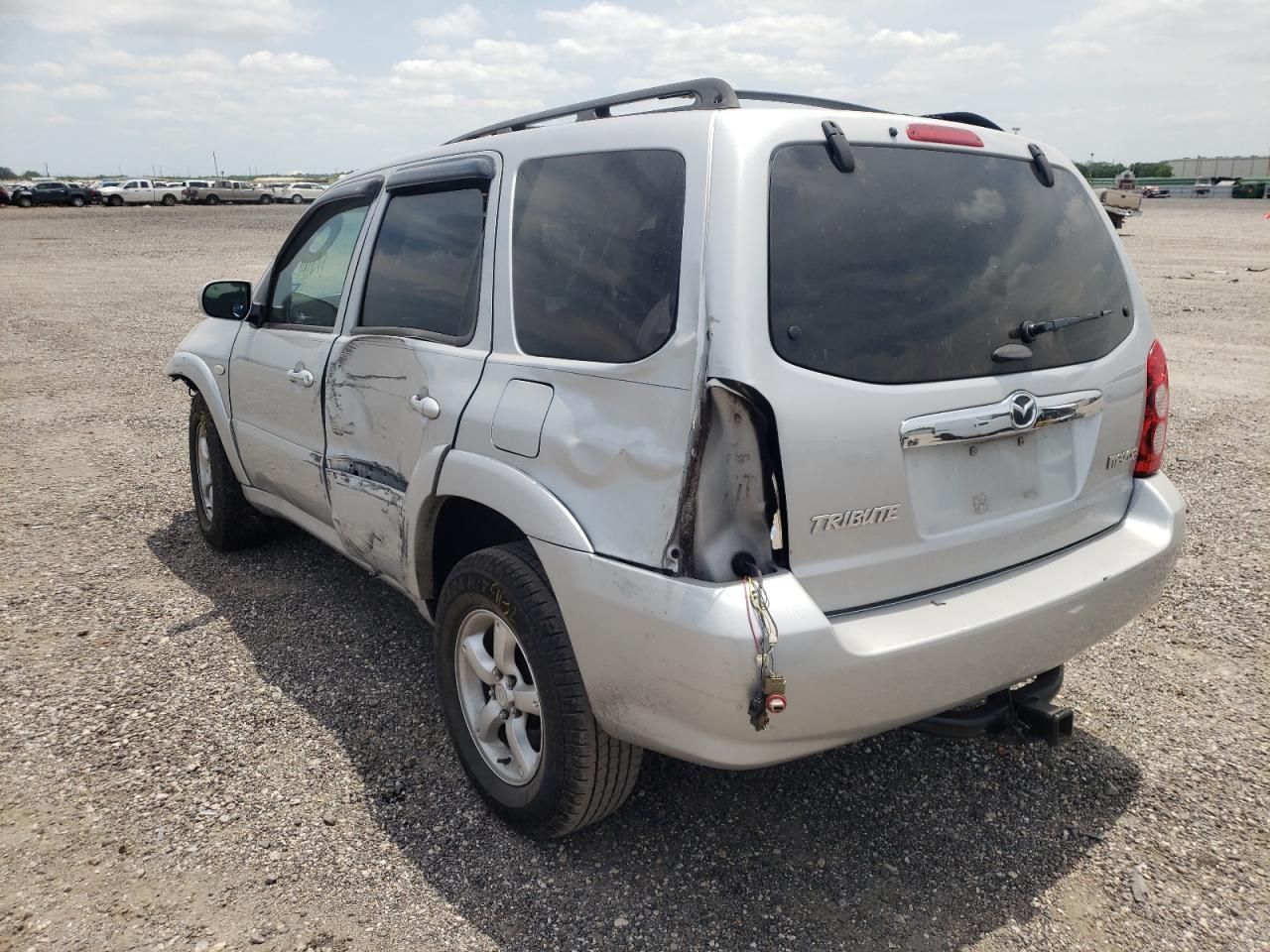 Photo 3 from auction – 2005 MAZDA TRIBUTE S with VIN 4F2YZ06125KM35400