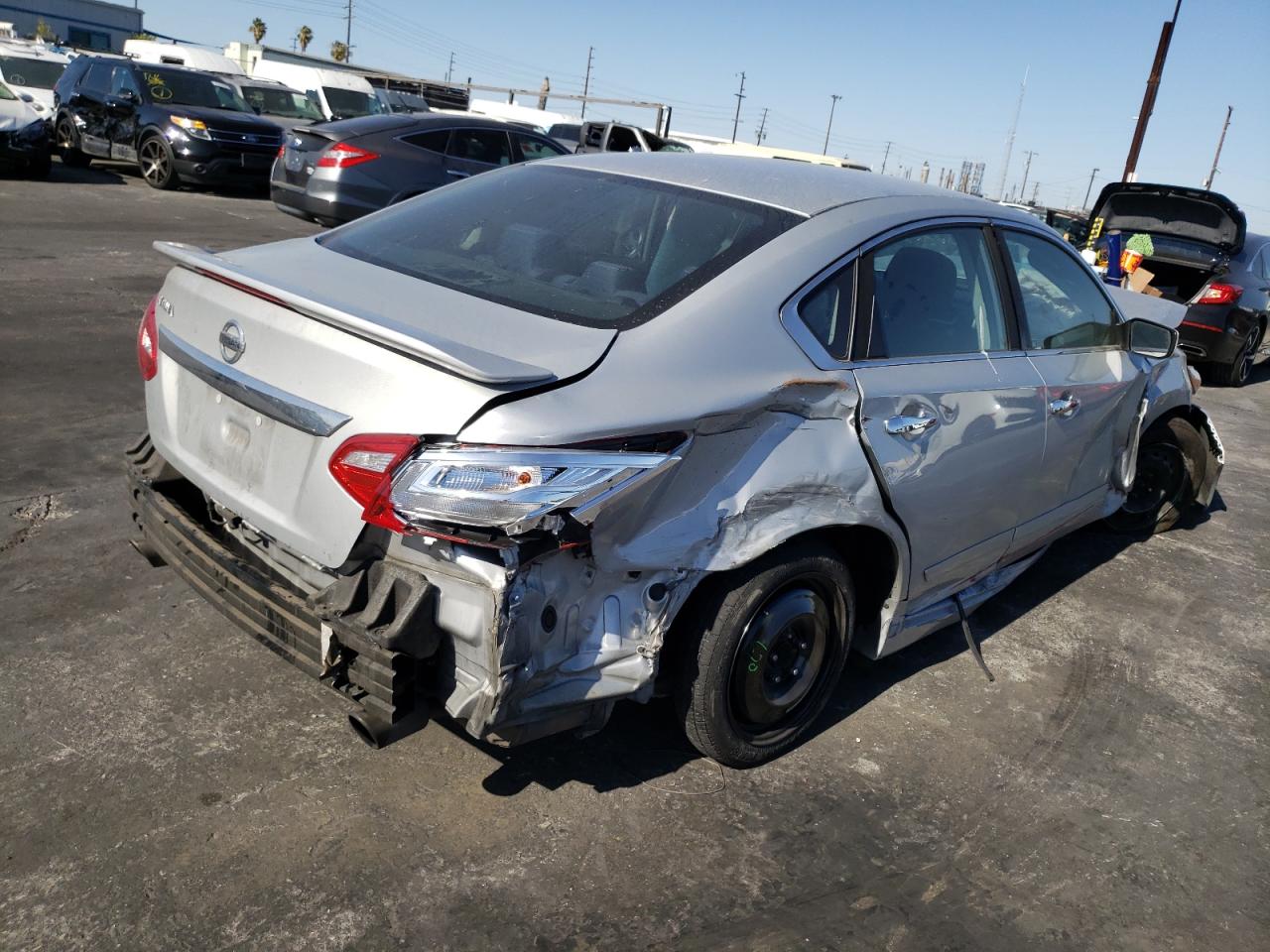 Photo 4 from auction – 2016 NISSAN ALTIMA 2.5 with VIN 1N4AL3AP3GC238142