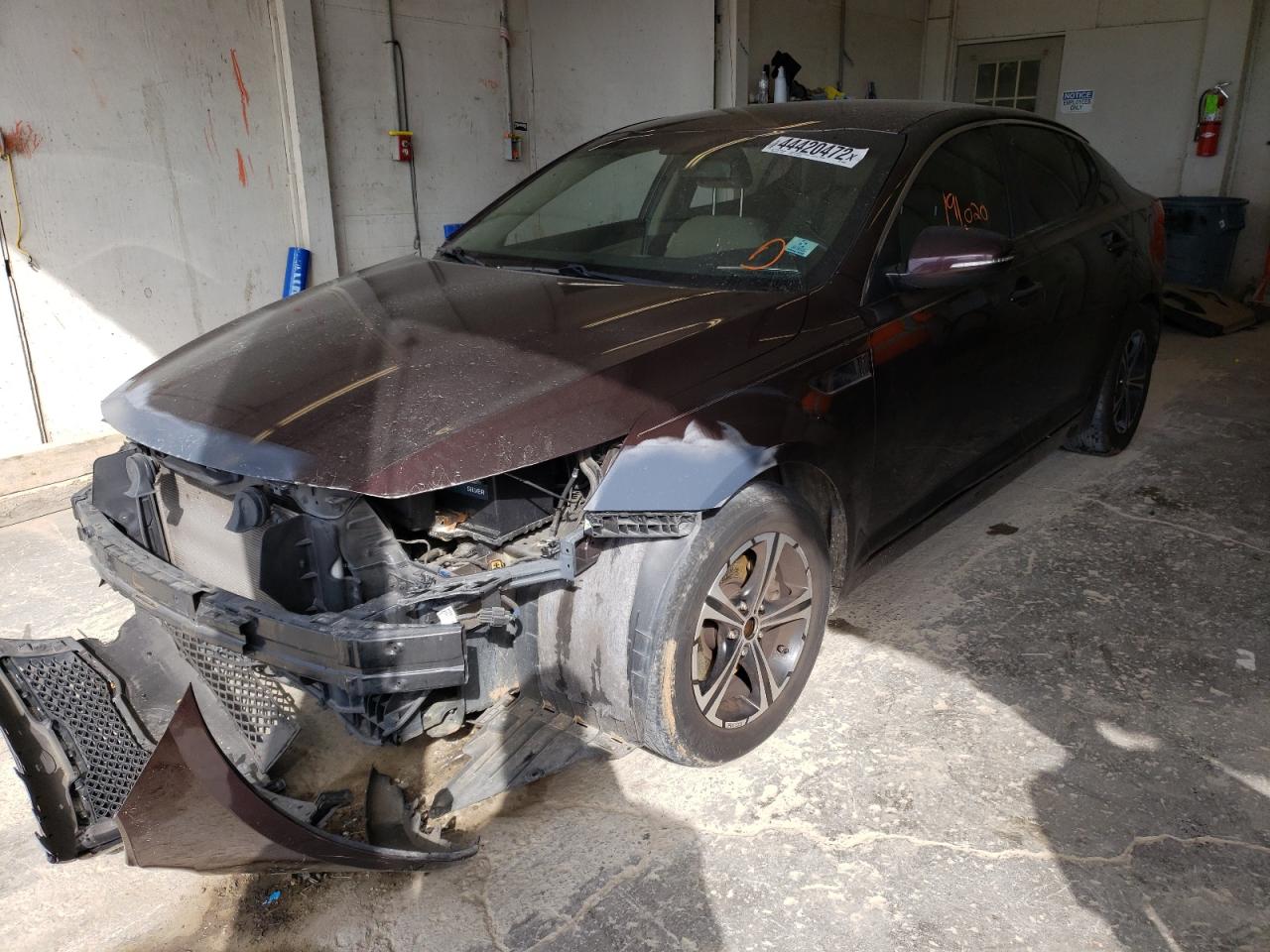 Photo 2 from auction – 2011 KIA OPTIMA LX with VIN KNAGM4A74B5053566