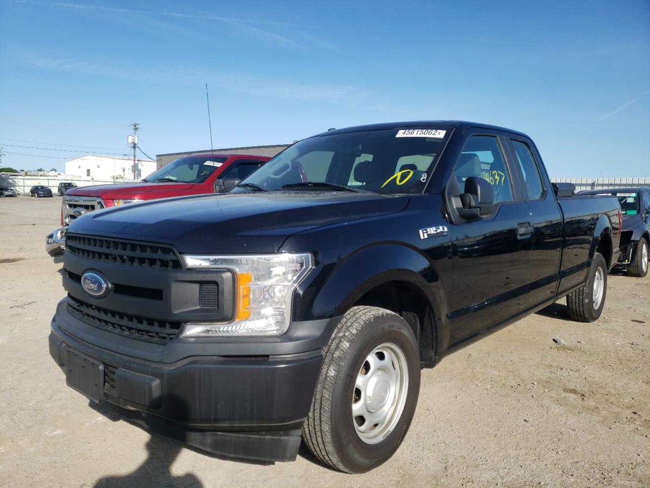 Photo 2 from auction – 2018 FORD F150 SUPER with VIN 1FTEX1C54JKC10749