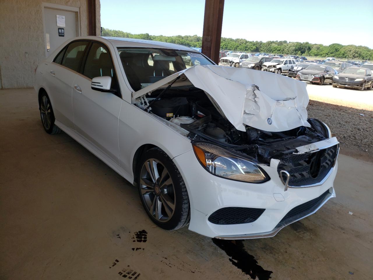 Photo 1 from auction – 2014 MERCEDES-BENZ E 350 with VIN WDDHF5KB3EA878655