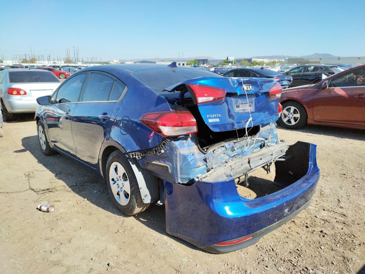 Photo 3 from auction – 2018 KIA FORTE LX with VIN 3KPFK4A79JE213898