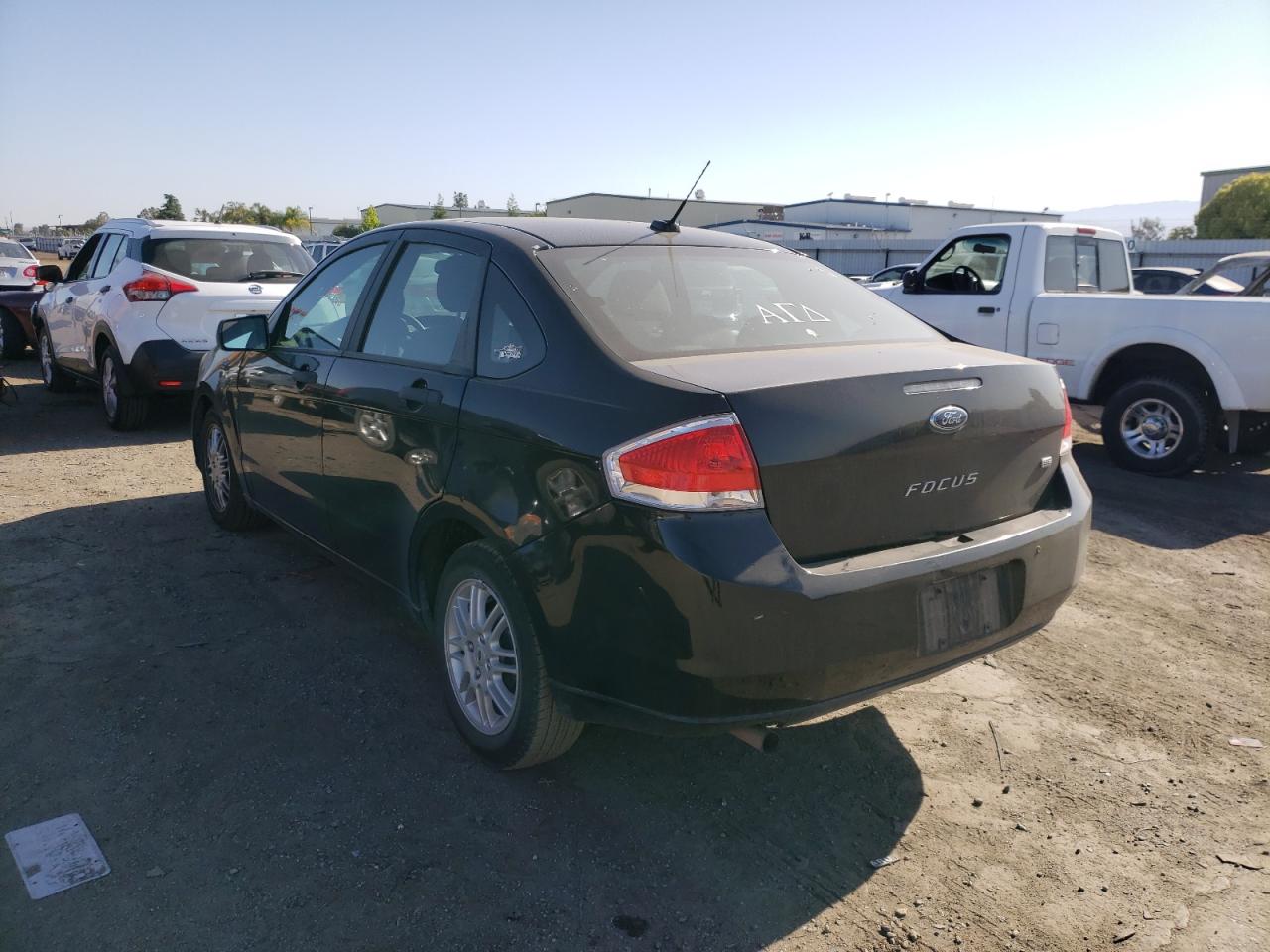 Photo 3 from auction – 2010 FORD FOCUS SE with VIN 1FAHP3FN4AW246086
