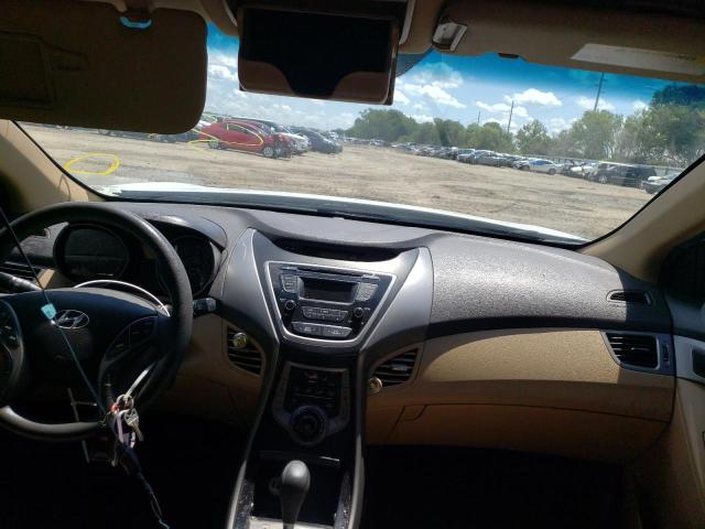 Photo 9 from auction – 2013 HYUNDAI ELANTRA GL with VIN 5NPDH4AE2DH345017