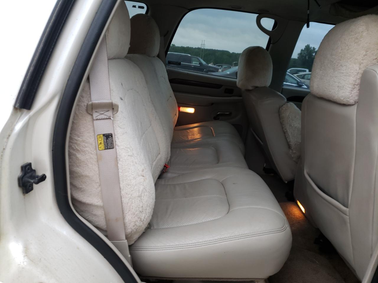 Photo 6 from auction – 2002 CADILLAC ESCALADE L with VIN 1GYEC63T82R159914