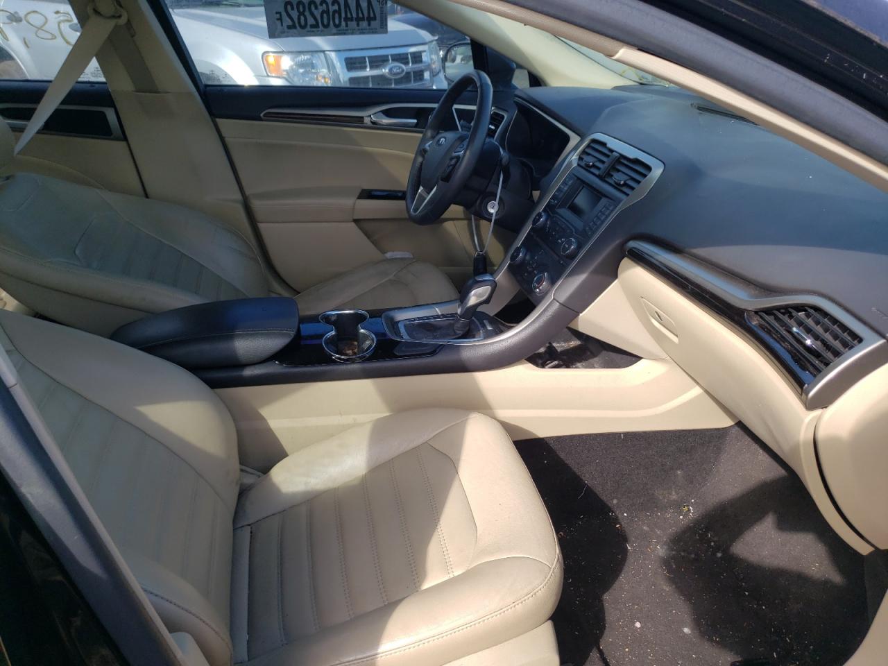 Photo 5 from auction – 2014 FORD FUSION SE with VIN 1FA6P0HD2E5365793