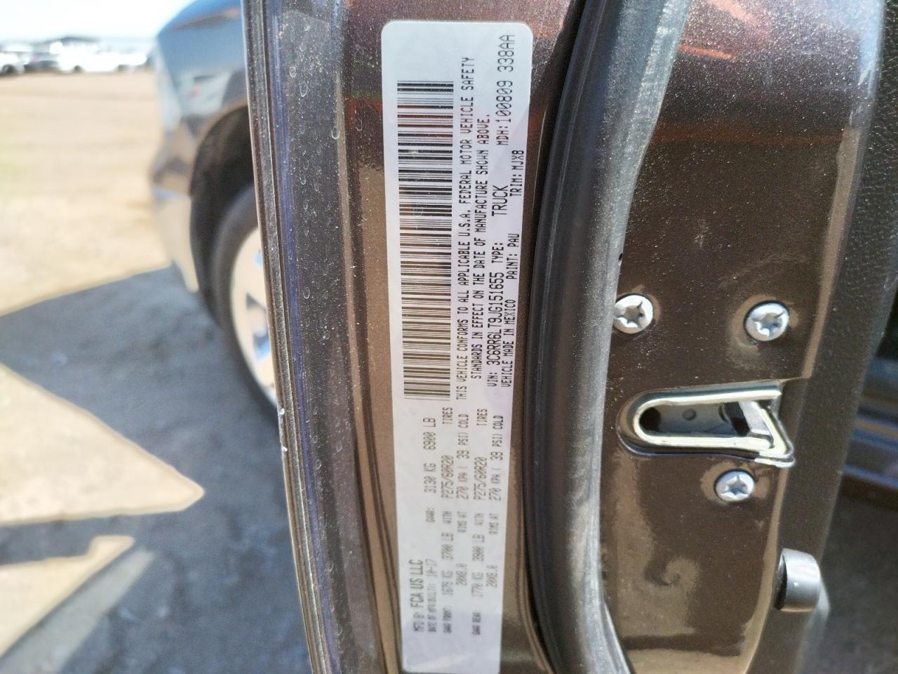 Photo 10 from auction – 2018 RAM 1500 SLT with VIN 3C6RR6LT9JG151655