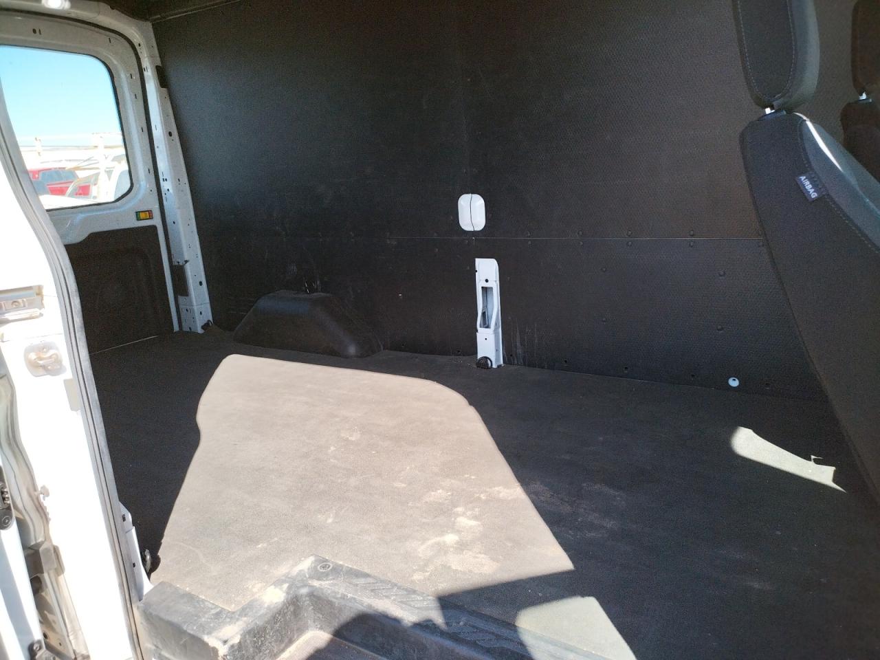 Photo 6 from auction – 2020 FORD TRANSIT T- with VIN 1FTBR1C8XLKA04474