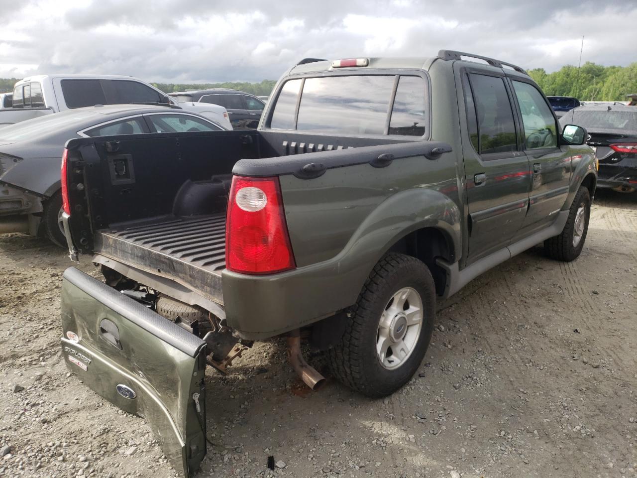 Photo 4 from auction – 2001 FORD EXPLORER S with VIN 1FMZU77E91UC21947