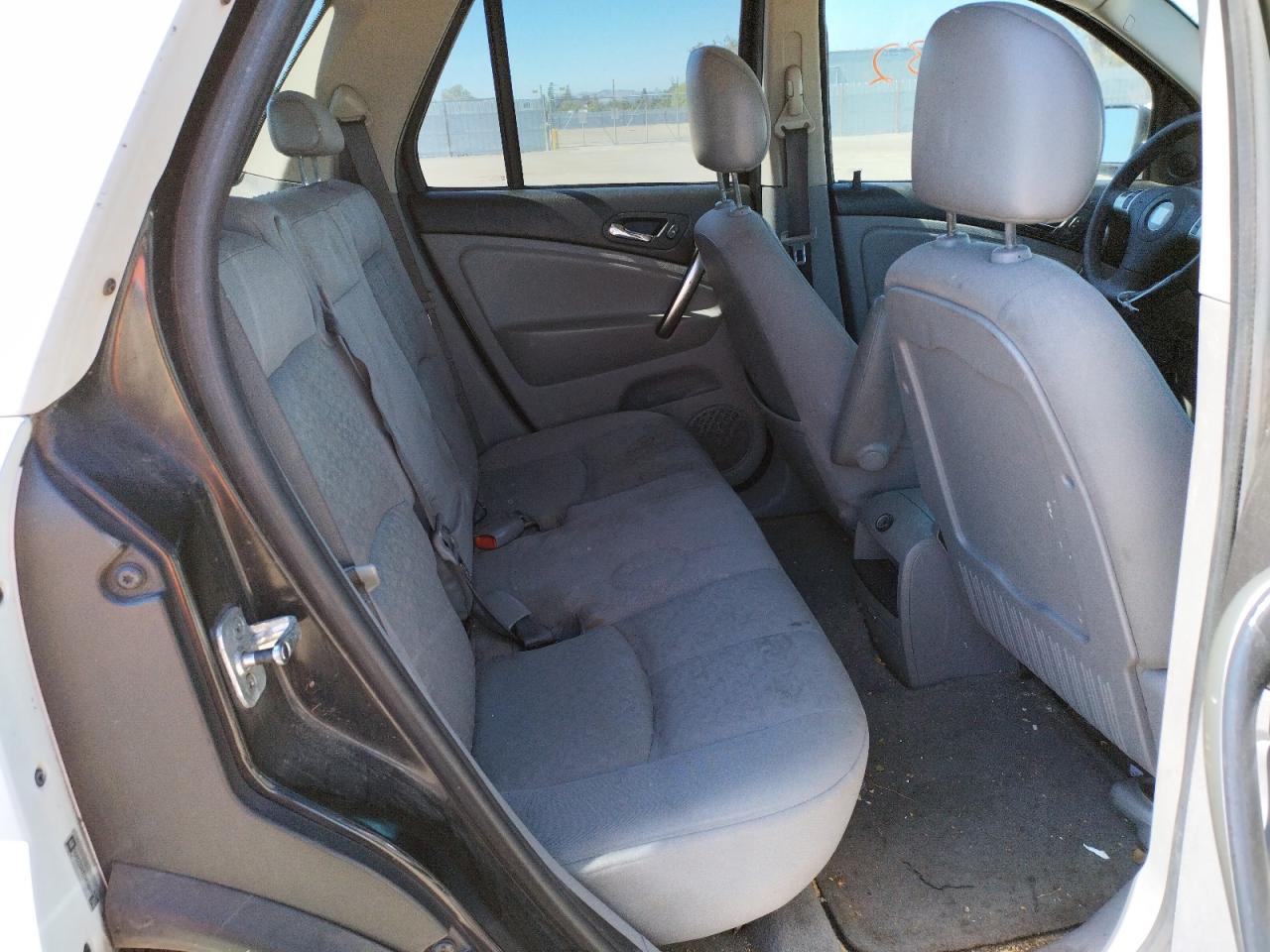 Photo 6 from auction – 2007 SATURN VUE with VIN 5GZCZ33DX7S818917