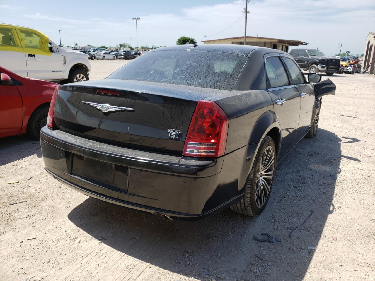 Photo 4 from auction – 2010 CHRYSLER 300 S with VIN 2C3CA9CTXAH330136