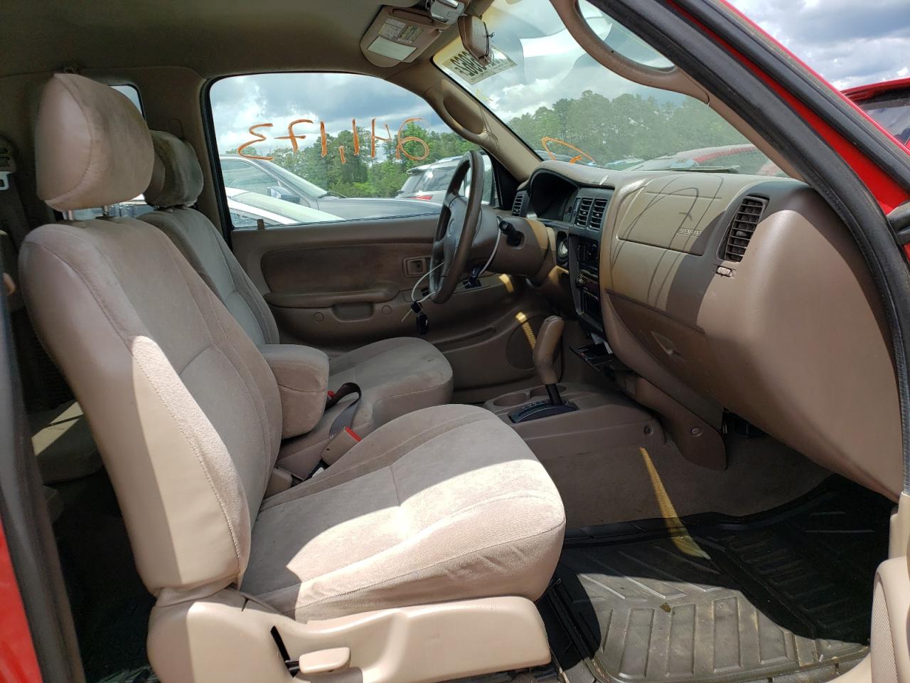Photo 5 from auction – 2004 TOYOTA UK with VIN 5TESN92N64Z393564