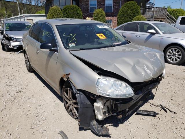 VOLKSWAGEN NEW JETTA 2005 with VIN 3VWSG71K55M634550 - Photo from auction