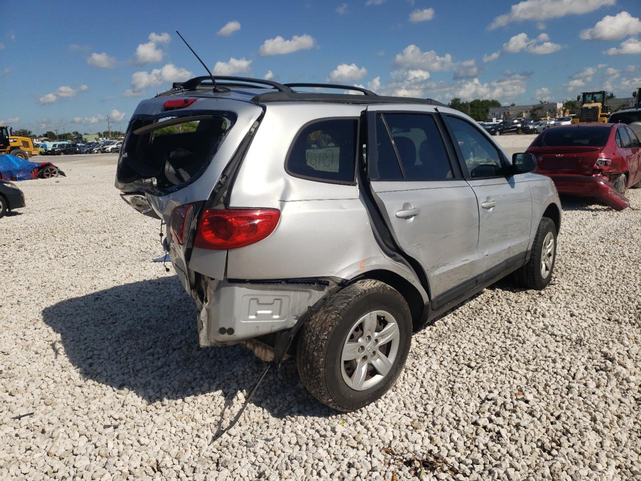 Photo 4 from auction – 2009 HYUNDAI SANTA FE G with VIN 5NMSG13D59H329721